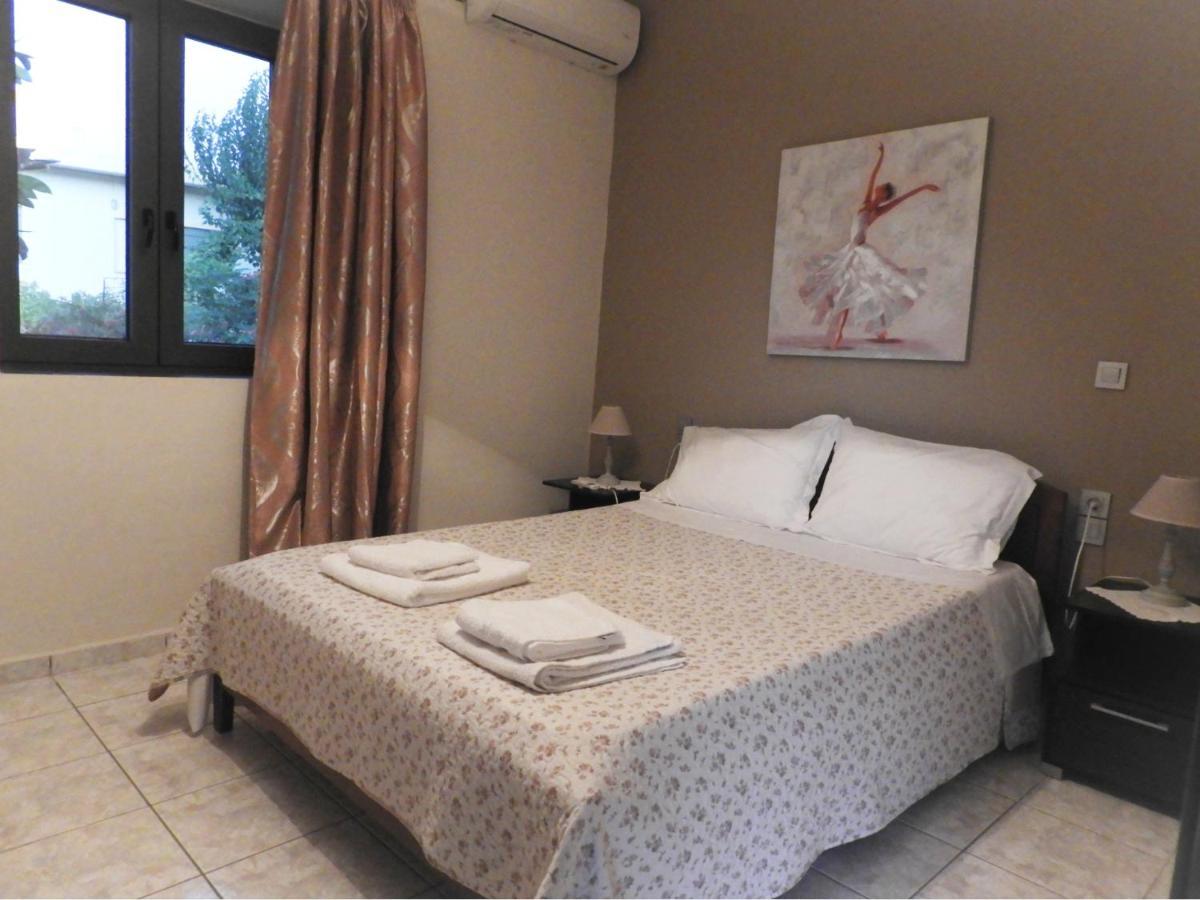 Chrissi'S House With Garden And Sea View Zerviana Villa กิสเซมอส ภายนอก รูปภาพ