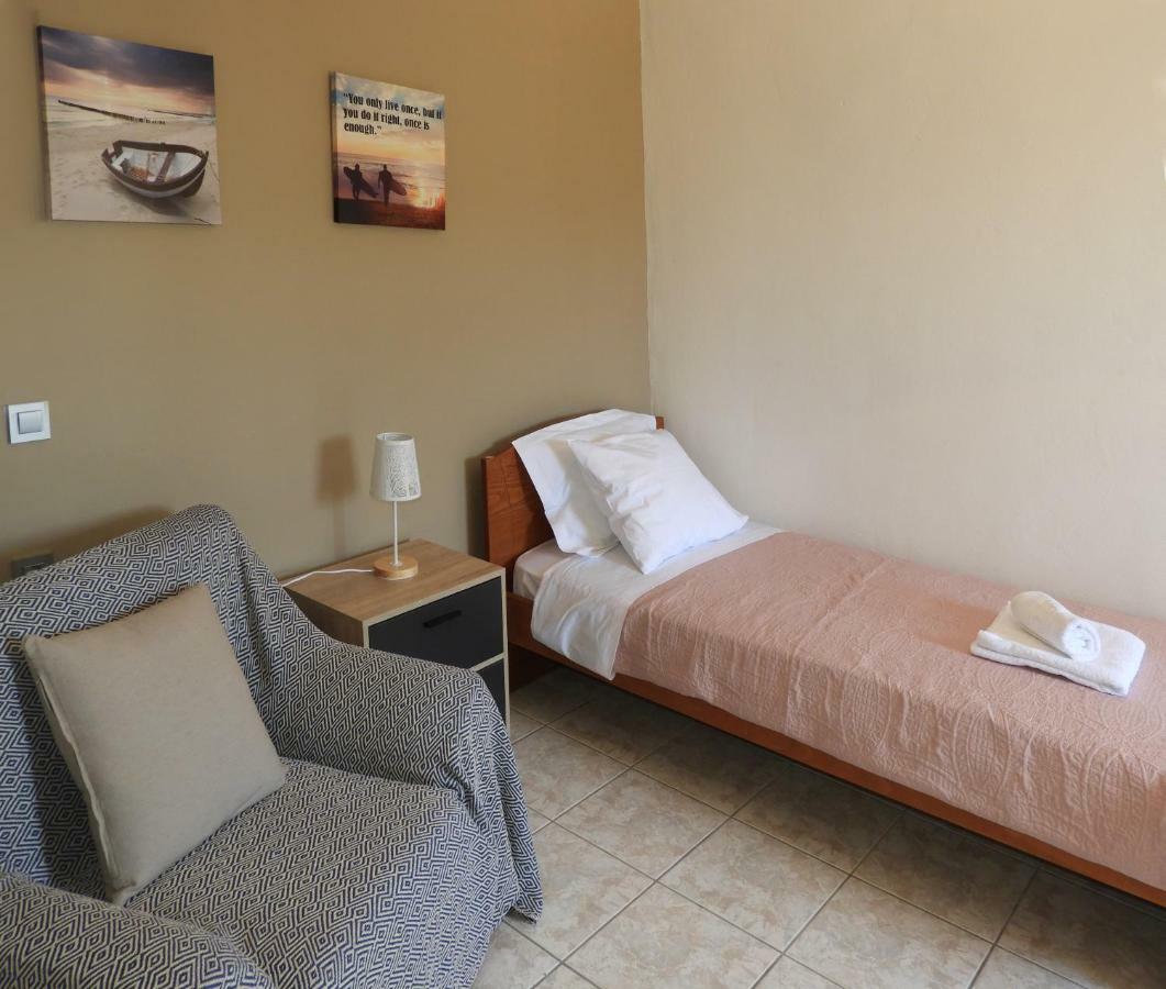 Chrissi'S House With Garden And Sea View Zerviana Villa กิสเซมอส ภายนอก รูปภาพ